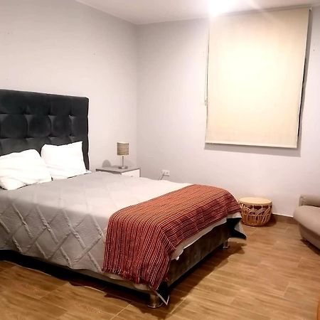 Hotel Sol De Ocucaje #1 San Antonio Екстер'єр фото